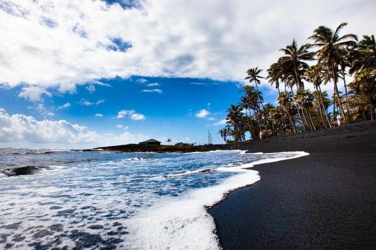 black sand beach,Black Sand Beach: A Unique and Enchanting Destination