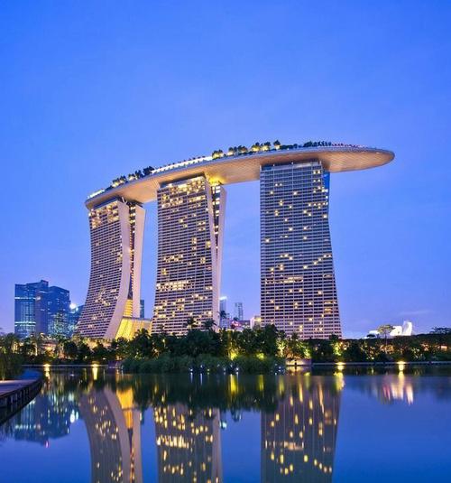 hotel bay sands singapore,Location and Accessibility