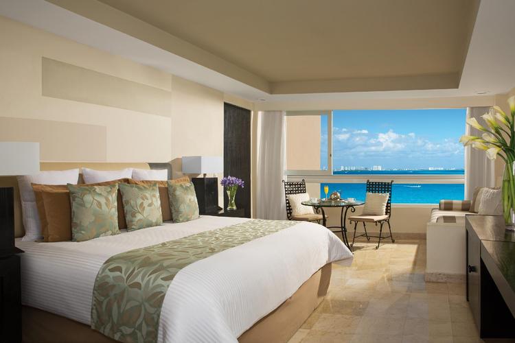 dream sands cancun resort,Accommodations