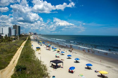 magic sands beach,Location and Accessibility