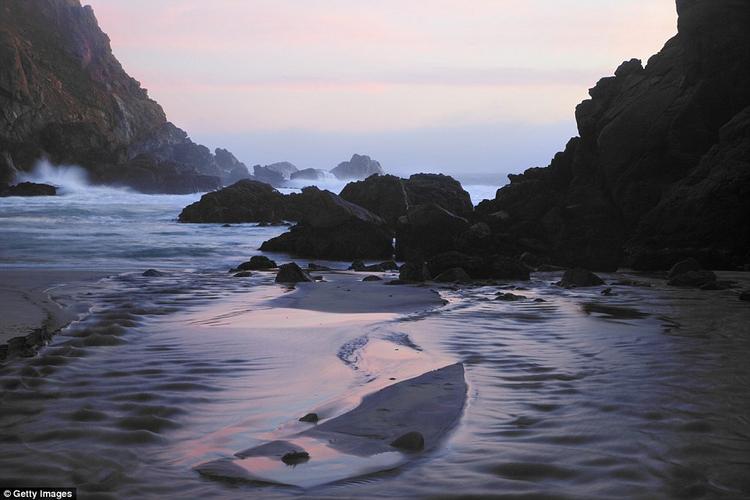 purple sand beach,Geological Marvels