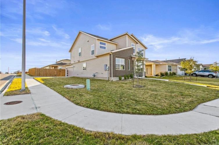 east pflugerville parkway colorado sands to weiss ln,Location Overview